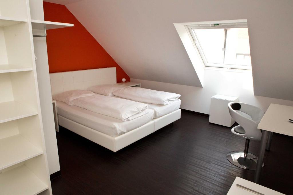 Kretschmanns Hotel Sehnde Ruang foto