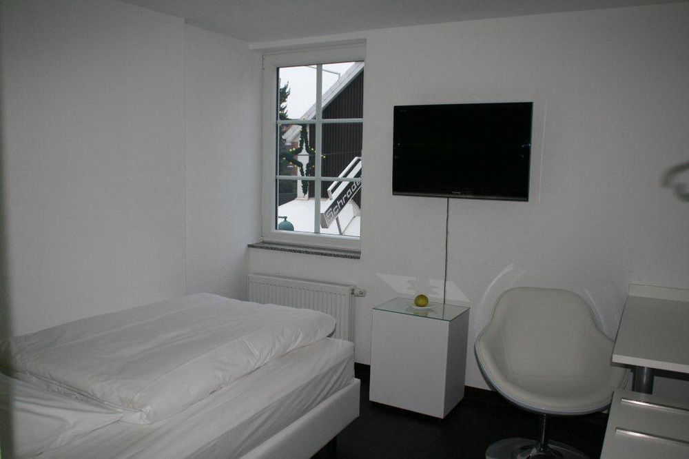 Kretschmanns Hotel Sehnde Bagian luar foto